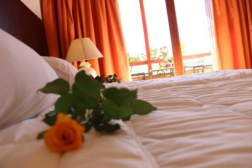 Sidi Harazem Hotel Exterior foto