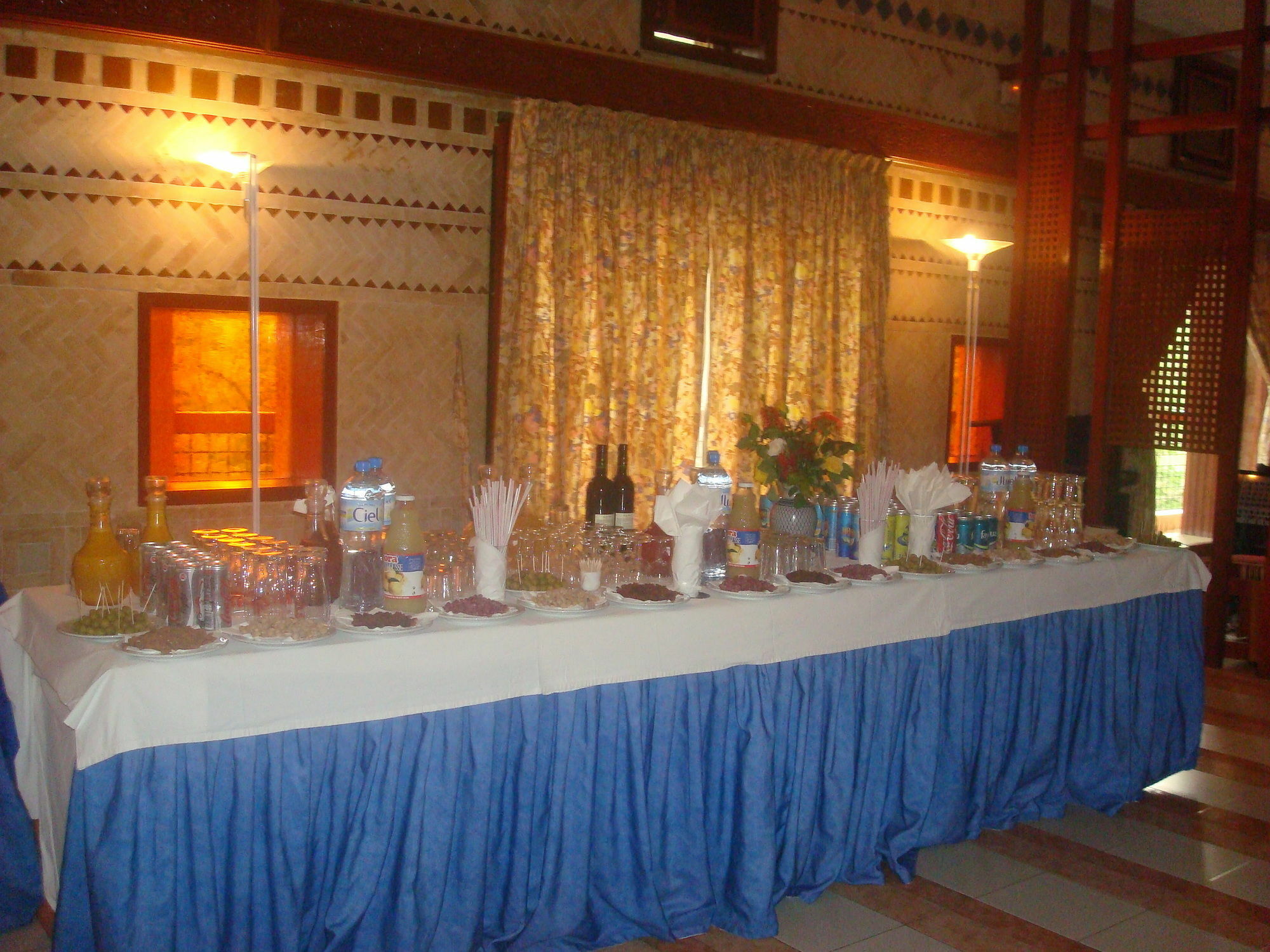 Sidi Harazem Hotel Exterior foto